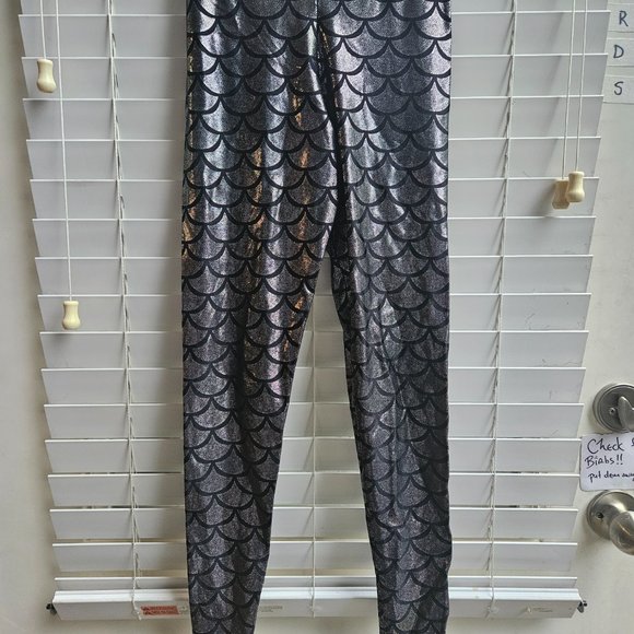 Blackmilk lavender mermaid leggings - Picture 3 of 4